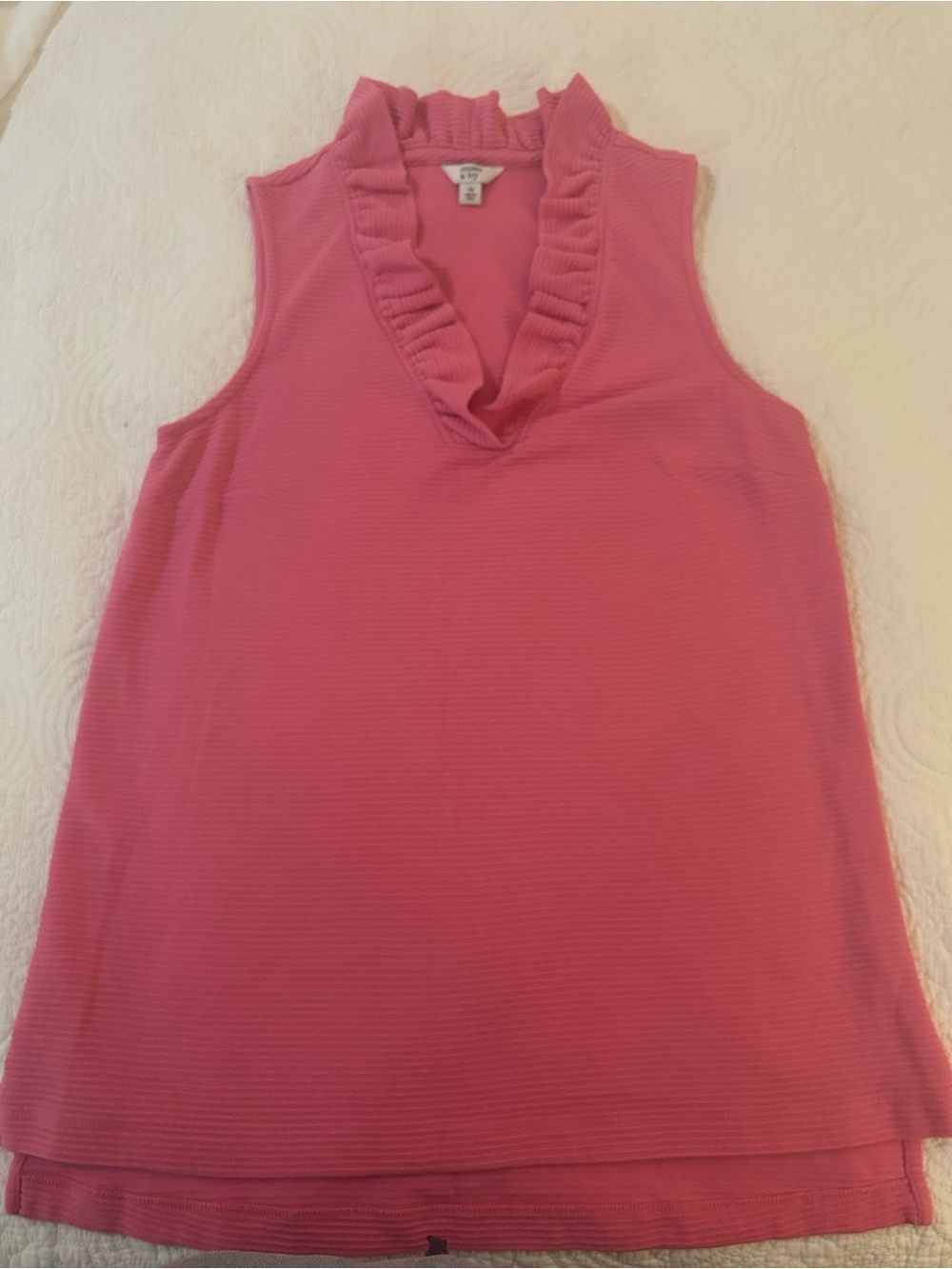 Sleeveless Ruffle V-Neck Tank Top - Pink